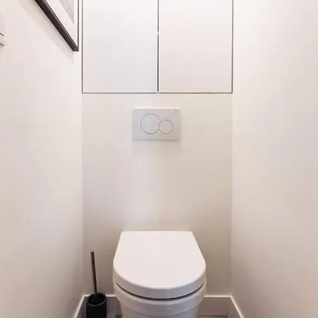 Montmartre/seveste : Magnifique 2br