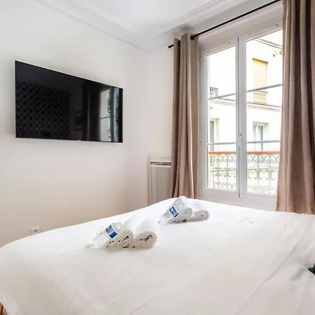 Apartment Montmartre/seveste : Magnifique 2br